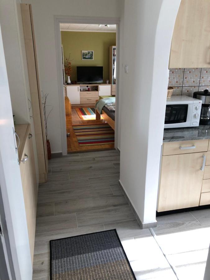 Leander Apartman 벌러토너컬리 외부 사진